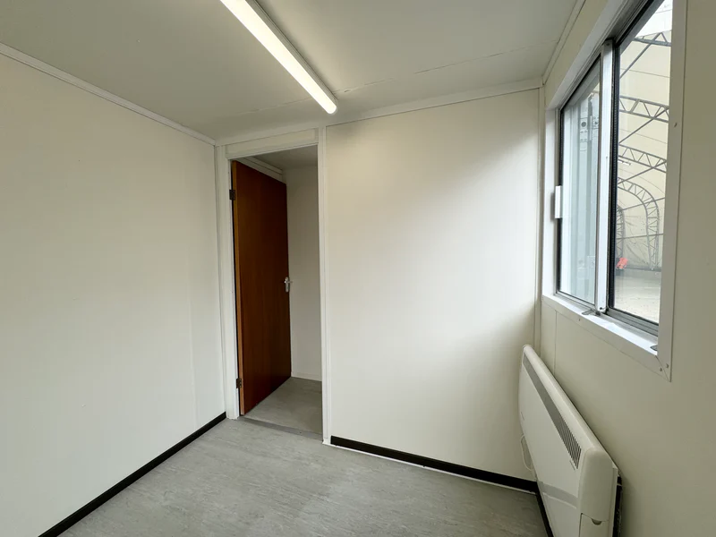 21x8ft-Container-Office-Cabin-Portable-Anti-Vandal-Building-14.webp